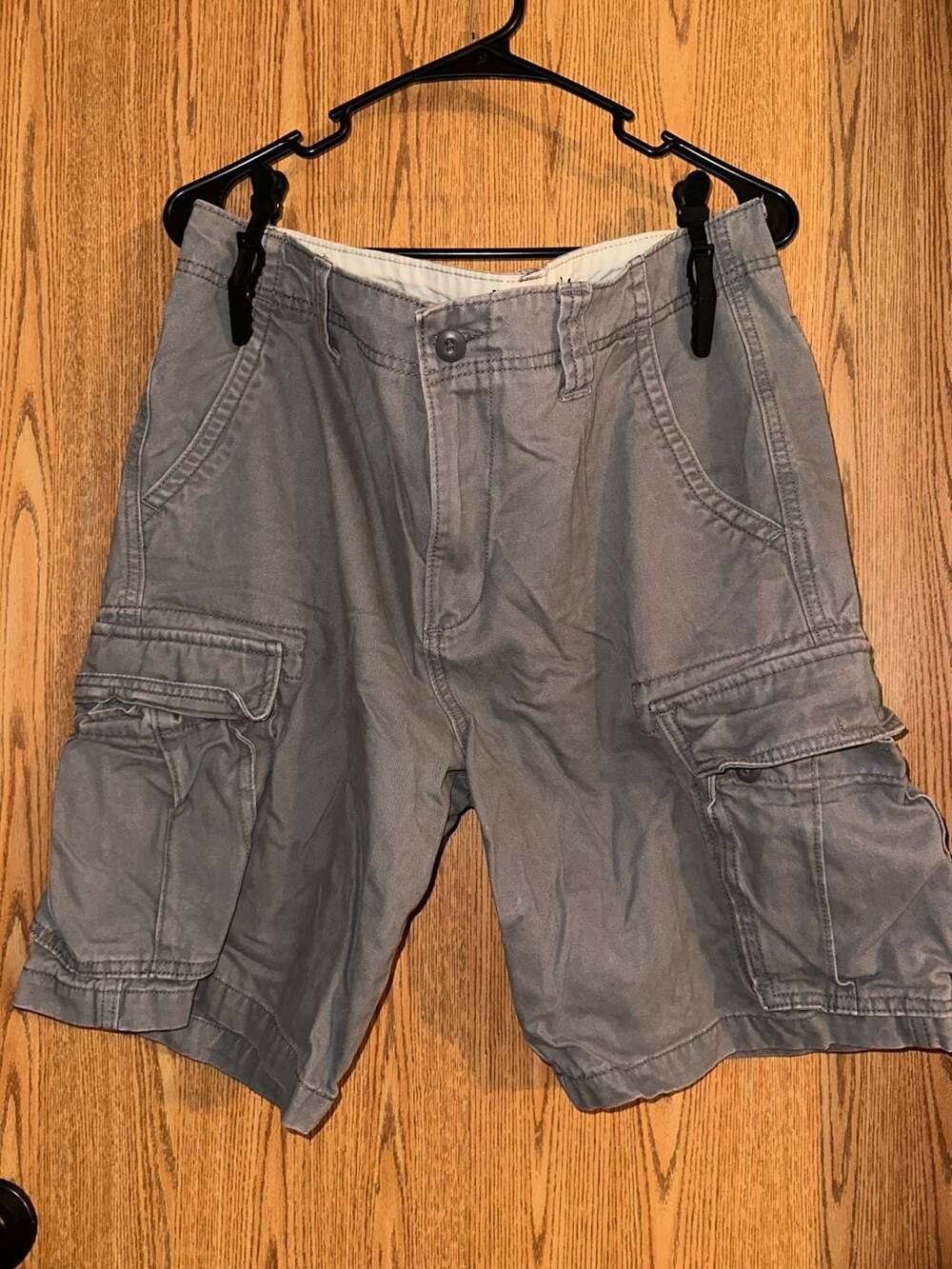 Old Navy Broken-In Classic Length Cargo Shorts Gray Size 34